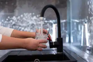 How Water Filtration Service Improves Home Drinking Water Quality.